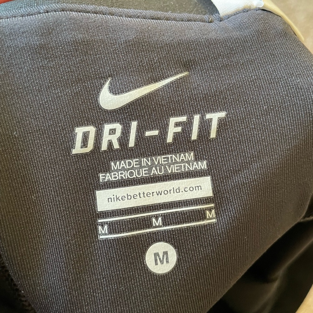Nike Running Short With Built In Compression Shor… - image 4